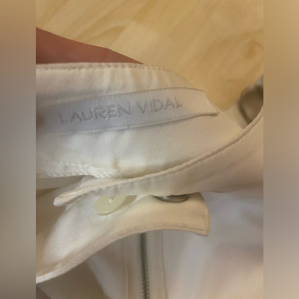 White pants - Picture 14 of 16
